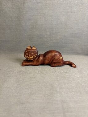 Vintage Folk Art Hand Carved Wooden Art Sculpture Cat Figurine Brown Pouncing
